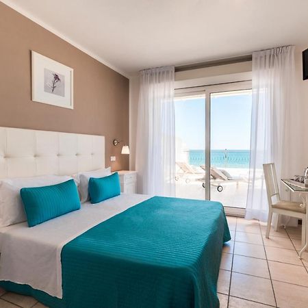 Hotel Soraya - Spiaggia Sawasdee With Beach & Parking Riccione Esterno foto