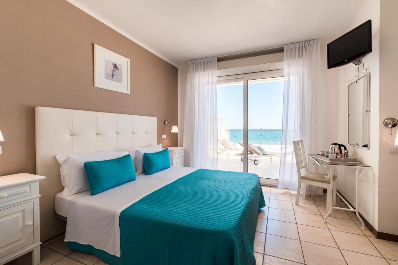 Hotel Soraya - Spiaggia Sawasdee With Beach & Parking Riccione Esterno foto
