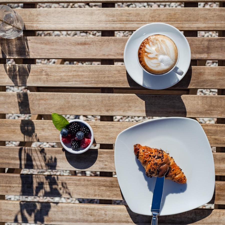Hotel Soraya - Spiaggia Sawasdee With Beach & Parking Riccione Esterno foto
