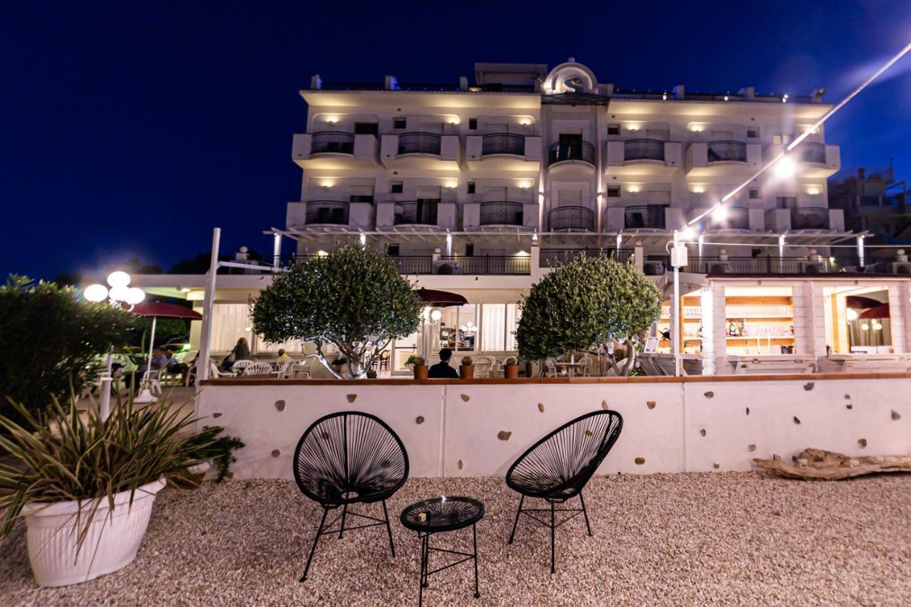 Hotel Soraya - Spiaggia Sawasdee With Beach & Parking Riccione Esterno foto