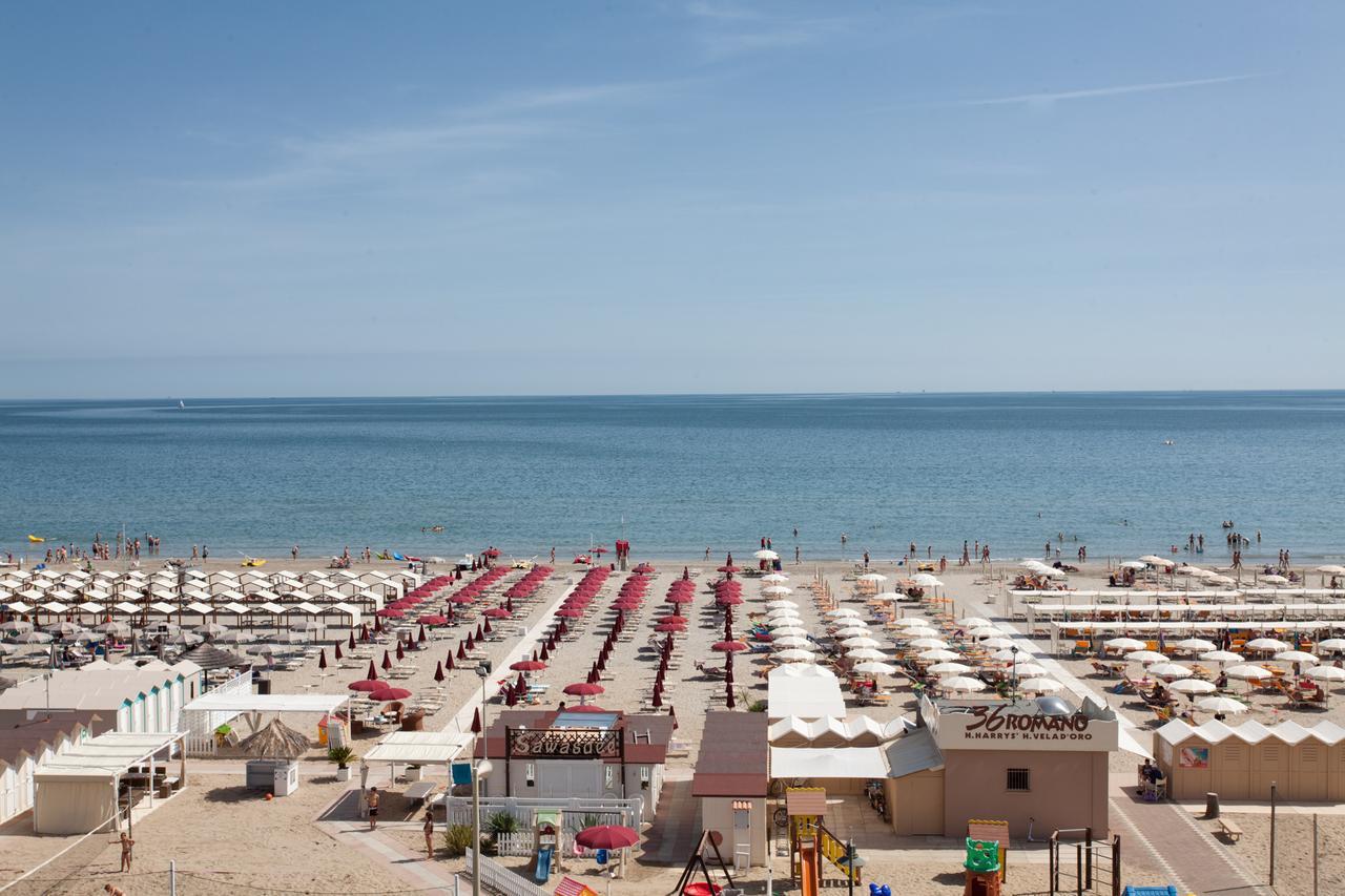 Hotel Soraya - Spiaggia Sawasdee With Beach & Parking Riccione Esterno foto